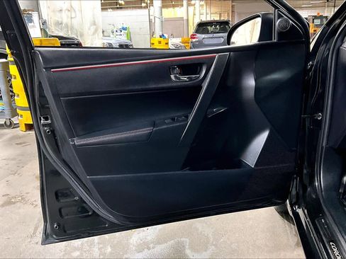 Used 2016 Toyota Corolla S Special Edition image 21