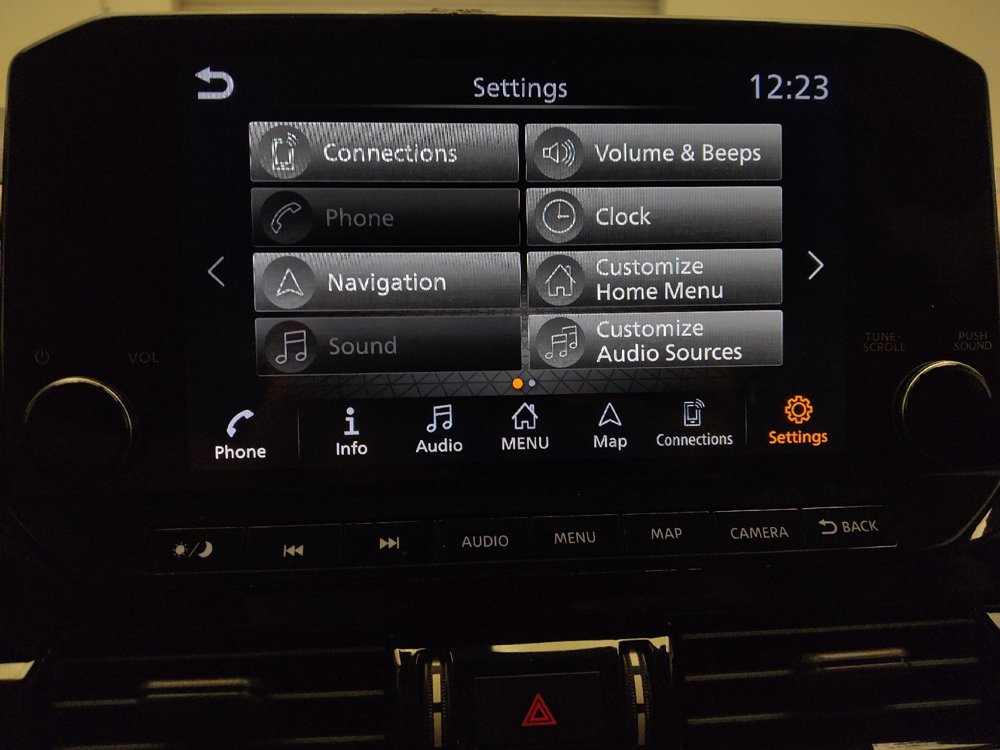 Used 2022 Nissan Pathfinder Platinum w/ Cargo Package FWD image 25