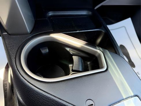 Used 2017 Toyota RAV4 XLE w/ Plus Extra Value Package image 35