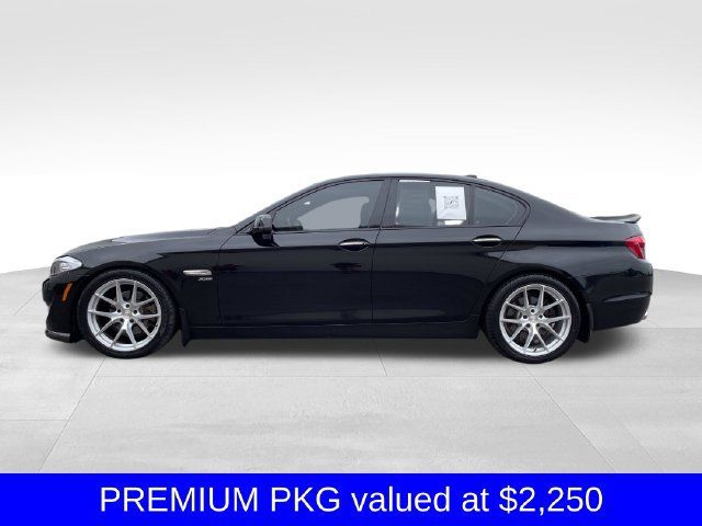 Used 2012 BMW 528i xDrive Sedan AWD/4WD image 2