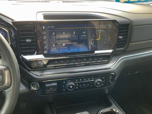Used 2024 Chevrolet Silverado 1500 ZR2 w/ Technology Package AWD/4WD image 6