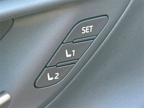 Used 2026 Toyota Crown Platinum image 20