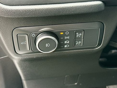 Used 2022 Ford Escape SEL image 22