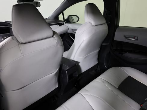 Used 2019 Toyota Corolla XSE image 33