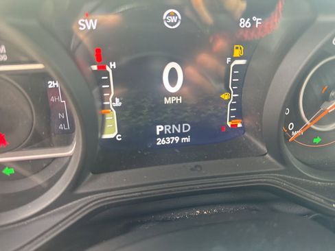 Used 2024 Jeep Wrangler Rubicon w/ Convenience Group image 31