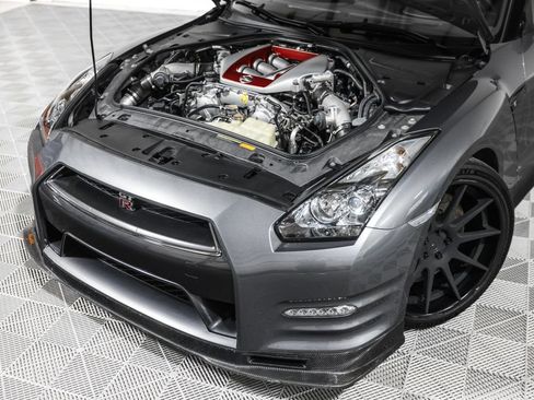 Used 2013 Nissan GT-R Premium AWD/4WD image 21