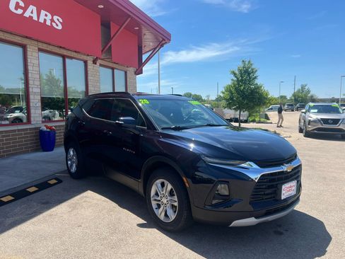 Used 2020 Chevrolet Blazer LT FWD image 3