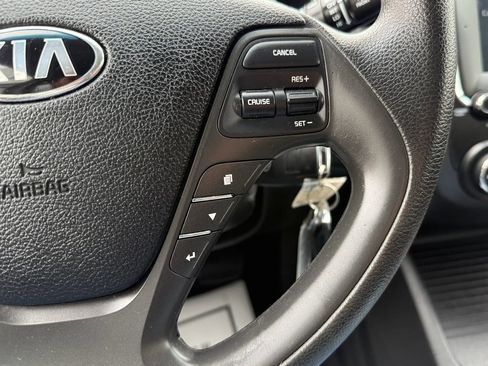 Used 2018 Kia Forte LX w/ LX Popular Package FWD image 13
