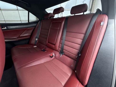 Used 2018 Lexus IS 350 image 36