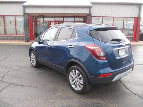 Used 2020 Buick Encore Preferred w/ Safety Package image 3