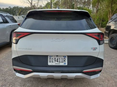 Certified 2023 Kia Sportage LX image 5