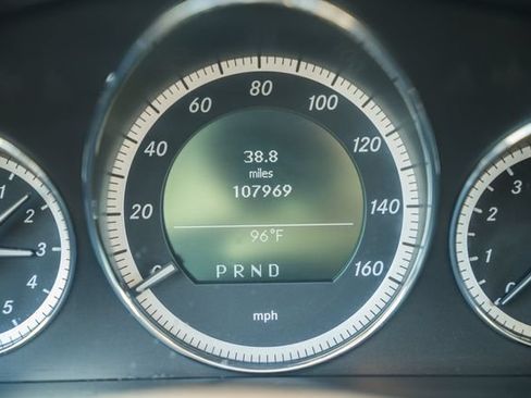 Used 2011 Mercedes-Benz E 550 Cabriolet image 47