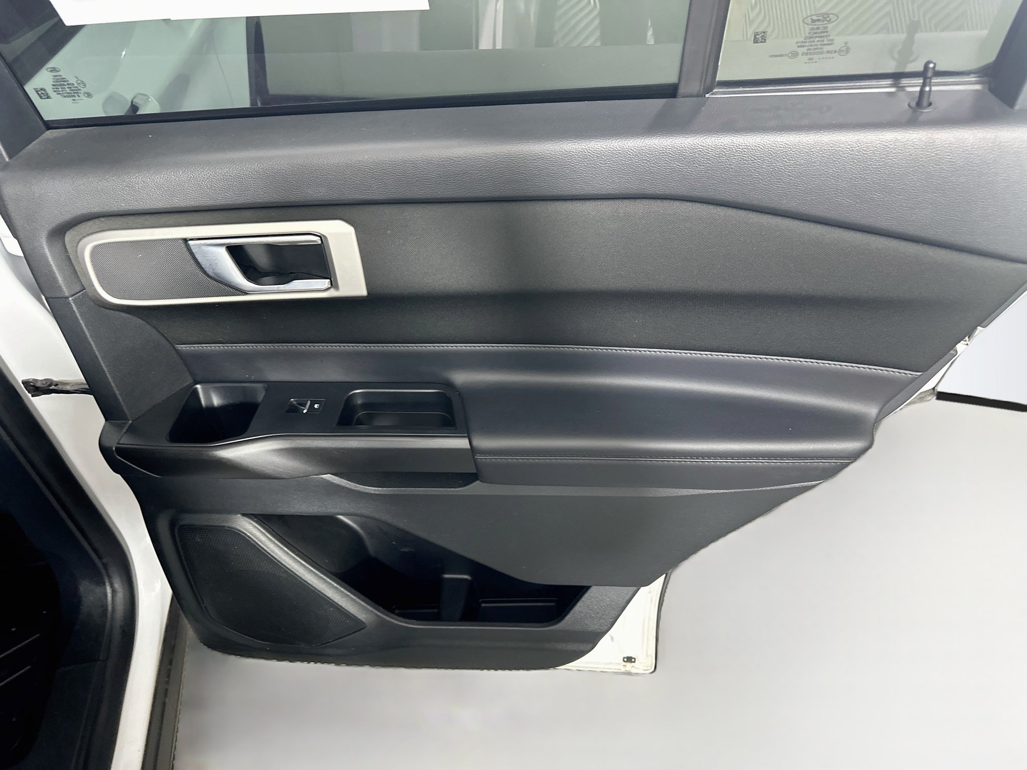 Used 2020 Ford Explorer XLT RWD image 31