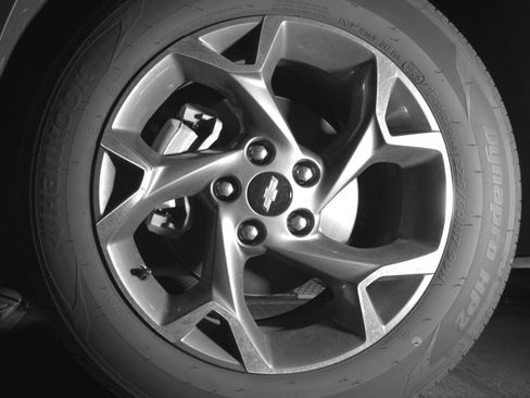 Used 2025 Chevrolet Trax LT FWD image 15