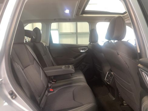 Used 2024 Subaru Forester Premium AWD/4WD image 14