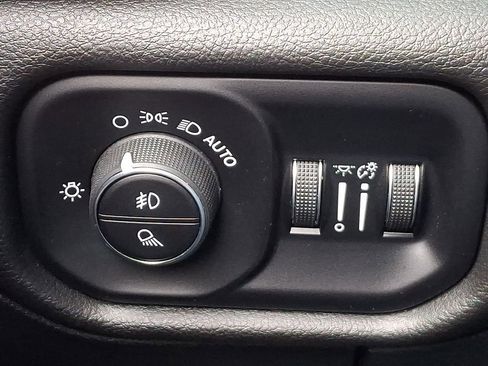 Used 2022 RAM 1500 Laramie image 23