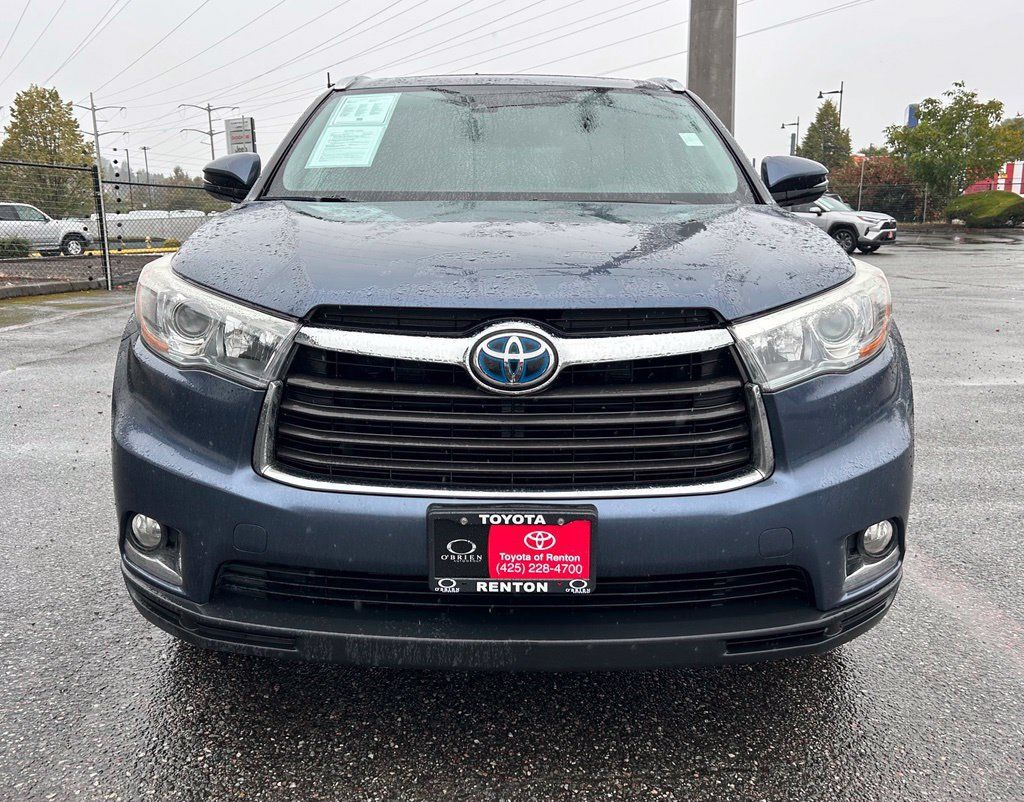 Used 2015 Toyota Highlander Limited Platinum AWD/4WD image 2