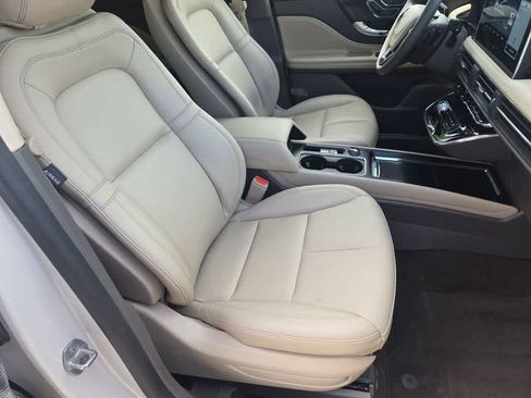 Used 2023 Lincoln Corsair FWD image 22