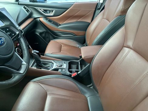 Used 2023 Subaru Forester Touring AWD/4WD image 7