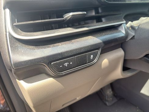 Used 2025 Kia Carnival image 13