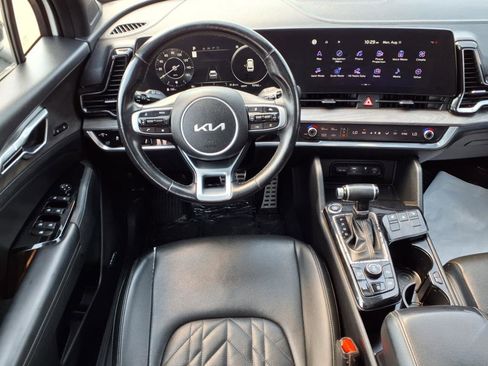 Used 2023 Kia Sportage X-Pro image 3
