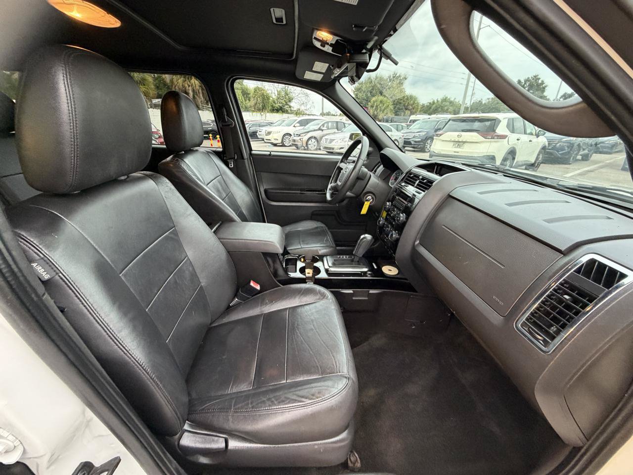 Used 2010 Ford Escape Limited AWD/4WD image 10