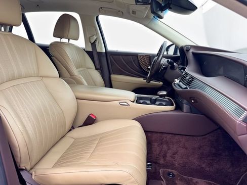Used 2018 Lexus LS 500 w/ Interior Upgrade Package RWD image 30