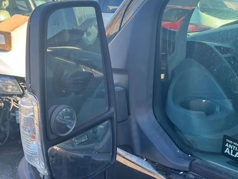 Used 2015 Ford Transit 250 Medium Roof image 24