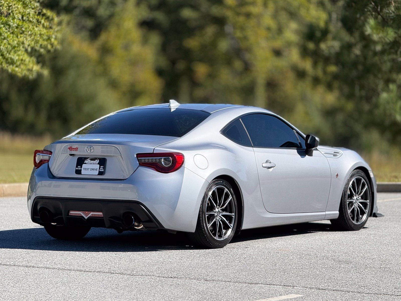 Used 2020 Toyota 86 RWD image 11