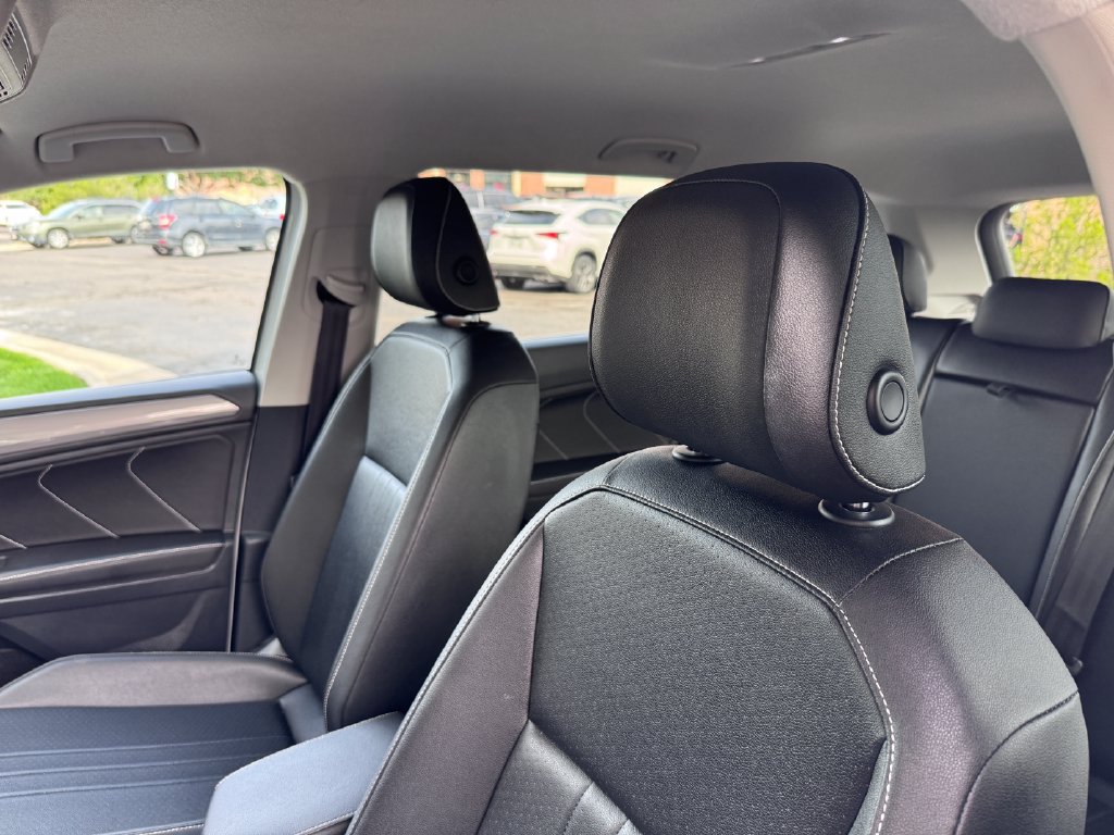 Used 2023 Volkswagen Tiguan SE AWD/4WD image 22