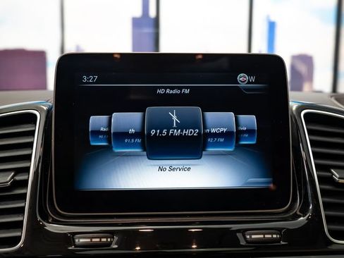 Used 2019 Mercedes-Benz GLS 450 4MATIC image 19