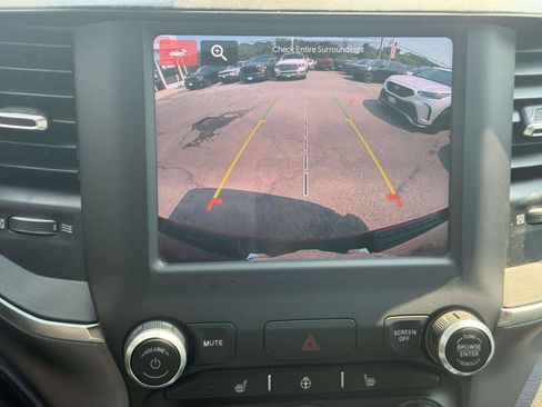 Used 2024 RAM 1500 Big Horn AWD/4WD image 25