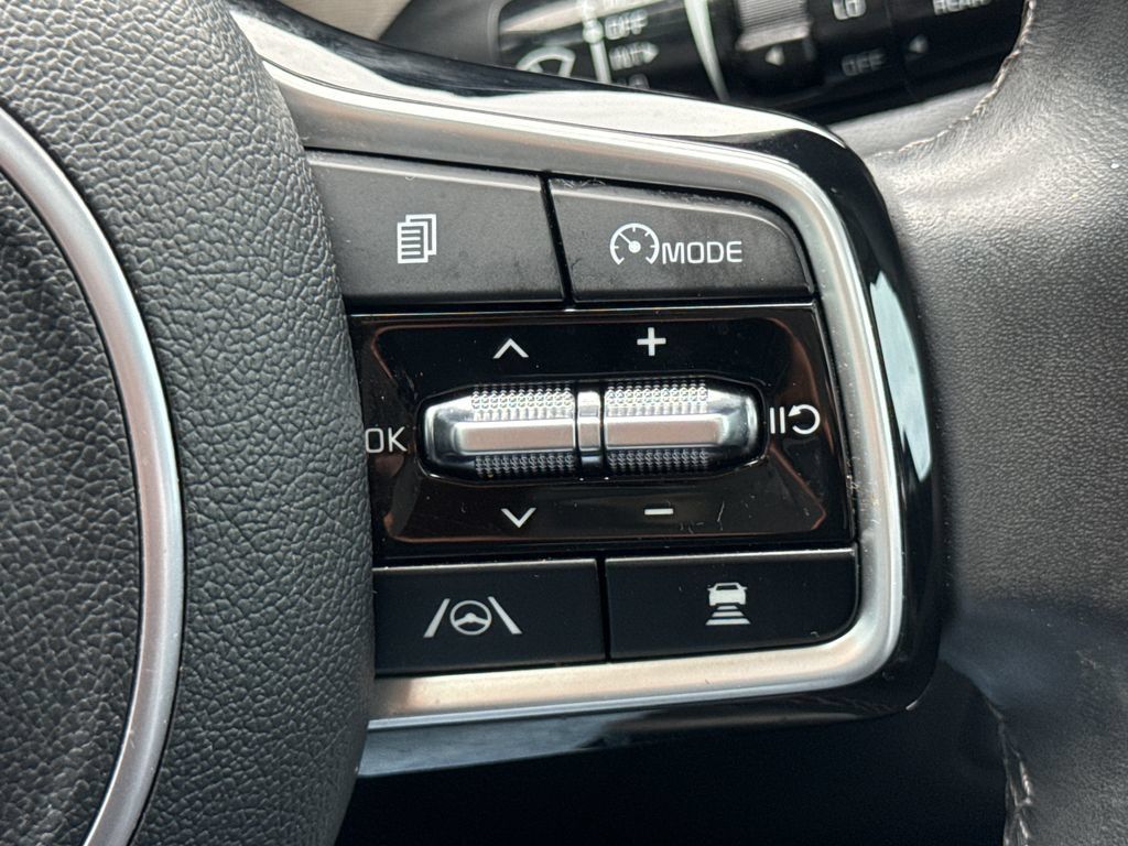 Used 2023 Kia Sorento EX w/ Panoramic Sunroof Package FWD image 29