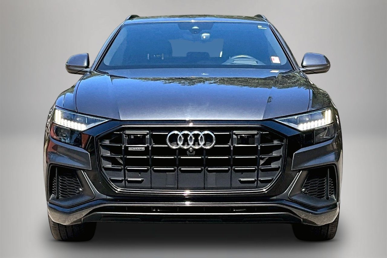 Used 2019 Audi Q8 Prestige w/ Adaptive Chassis Package AWD/4WD image 3