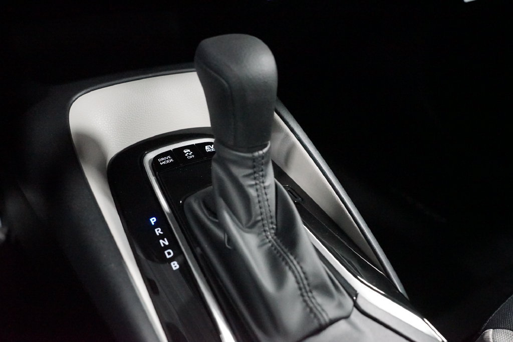 New 2027 Toyota Corolla LE FWD image 22