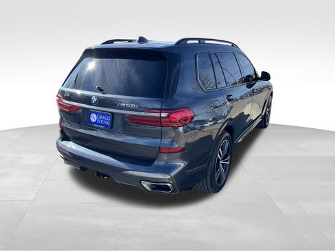 Used 2022 BMW X7 M50i image 7