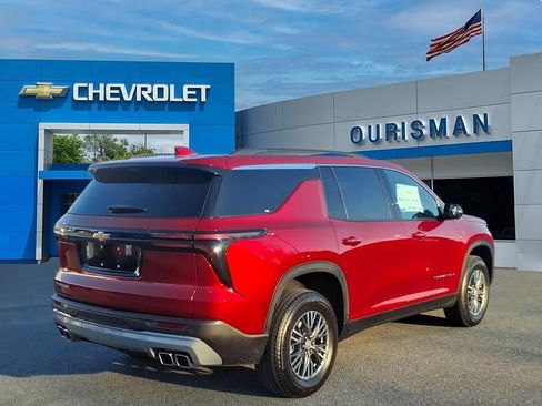 New 2026 Chevrolet Traverse LT w/ Driver Confidence Package image 3