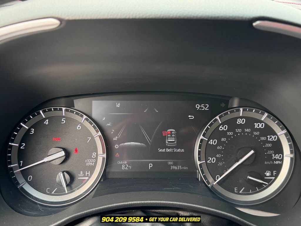 Used 2021 Toyota Highlander XSE FWD image 15