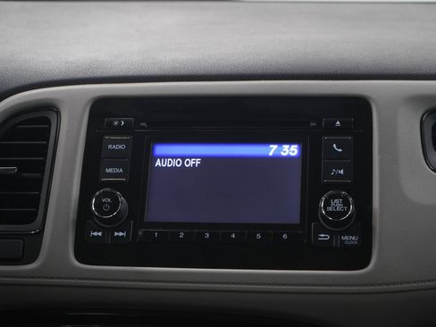 Used 2020 Honda HR-V LX image 16