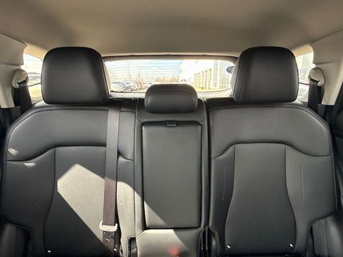 Used 2023 Kia Sportage EX image 18