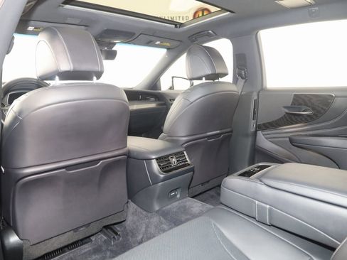 Used 2021 Lexus LS 500 AWD image 58