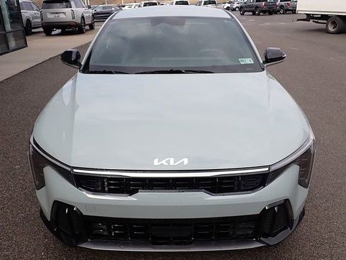 Certified 2025 Kia K4 GT-Line image 11