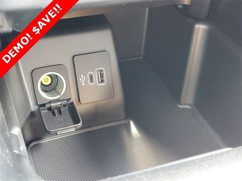 New 2025 Ford Explorer Active w/ Active Comfort Package image 24