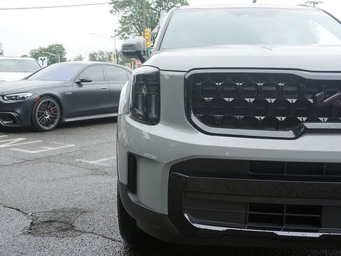 Used 2025 Kia Telluride EX X-Line AWD/4WD image 16
