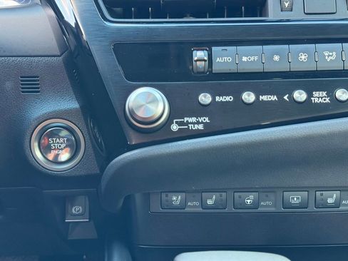 Certified 2023 Lexus ES 350 w/ Premium Package image 31