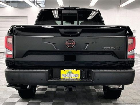 Used 2024 Nissan Titan PRO-4X w/ Pro-4x Convenience Package image 4