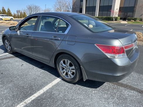 Used 2011 Honda Accord LX-P image 6