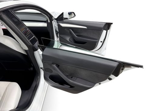 Certified 2023 Tesla Model 3 Standard Range RWD image 12