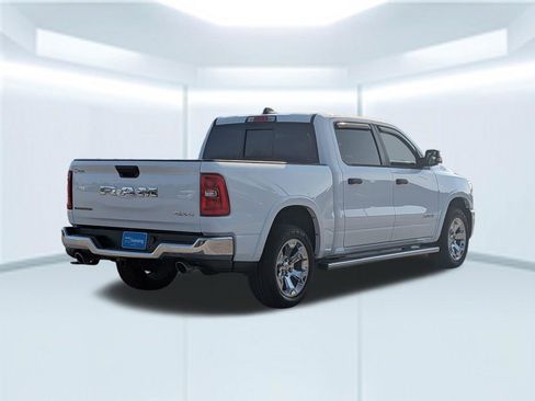 Used 2025 RAM 1500 Big Horn AWD/4WD image 6