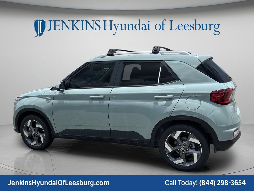 New 2026 Hyundai Venue SEL FWD image 8